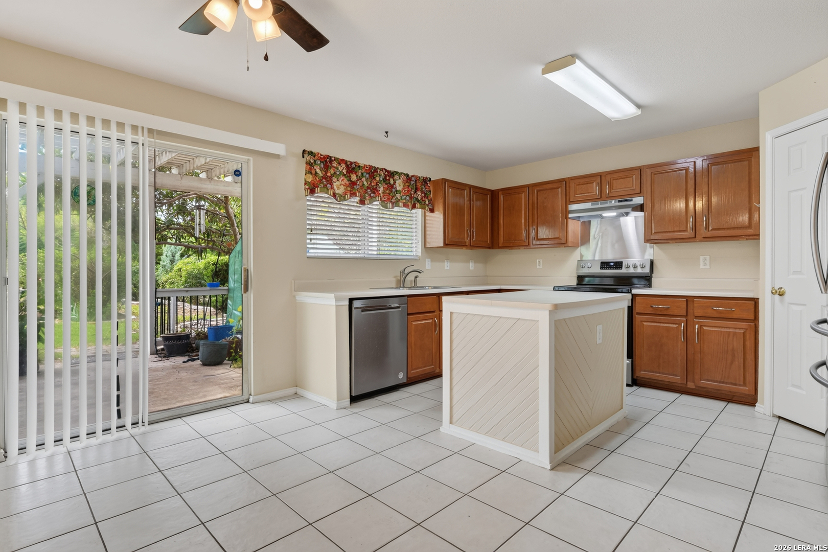 6018 Bronco Way San Antonio TX 78239