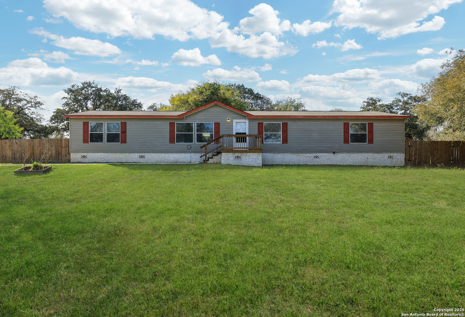 22411 Savannah Heights Von Ormy TX 78073
