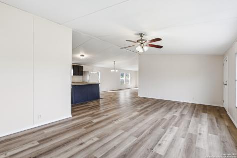 22411 Savannah Heights Von Ormy TX 78073