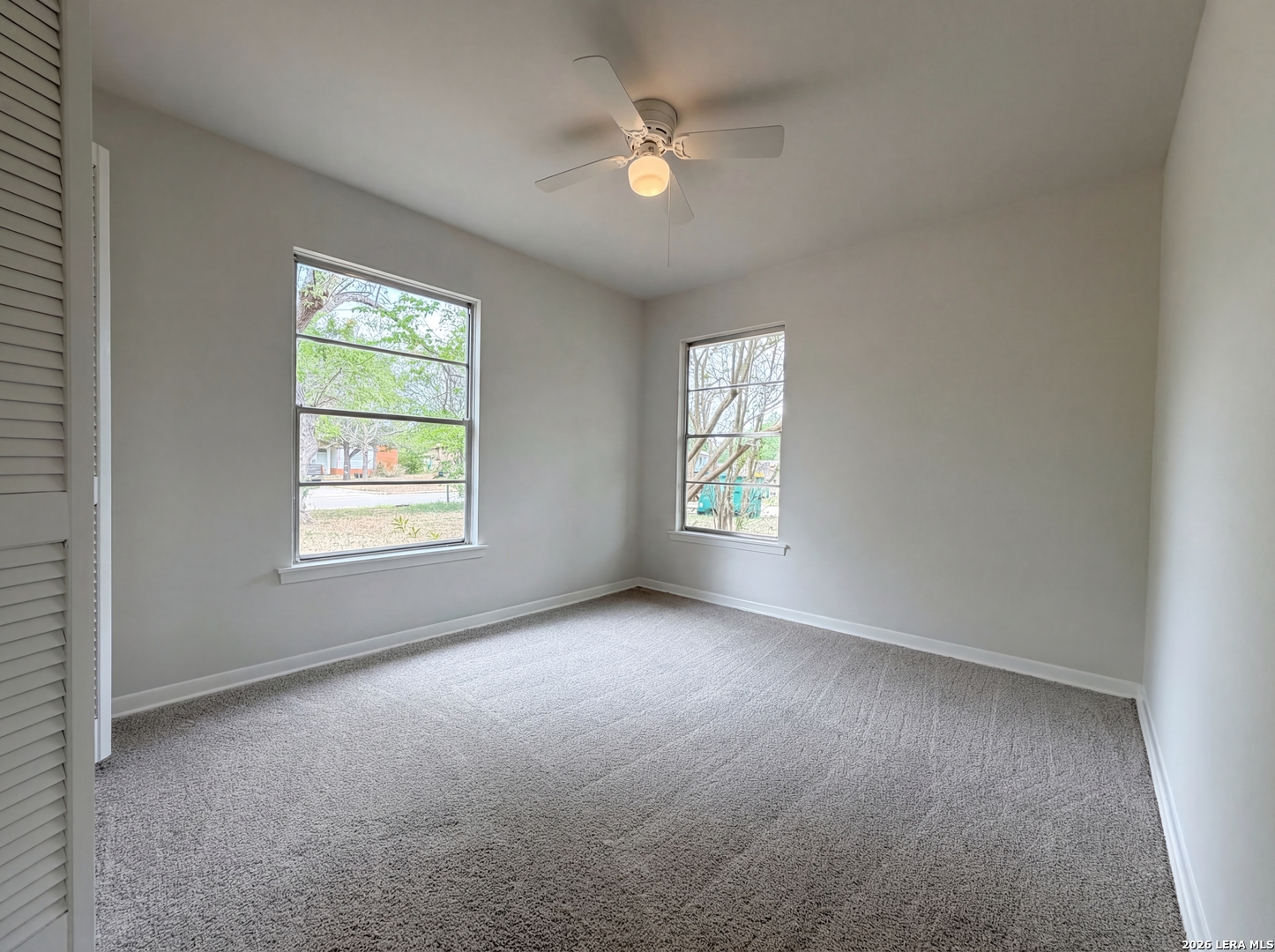 125 Scott Universal City TX 78148