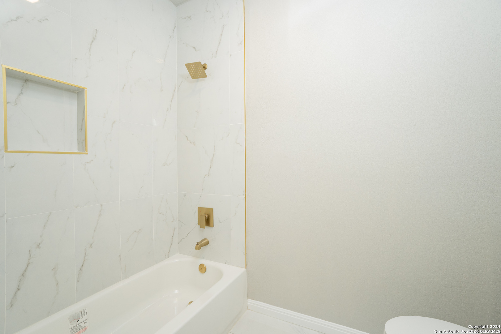 11 Liser Glen San Antonio TX 78257