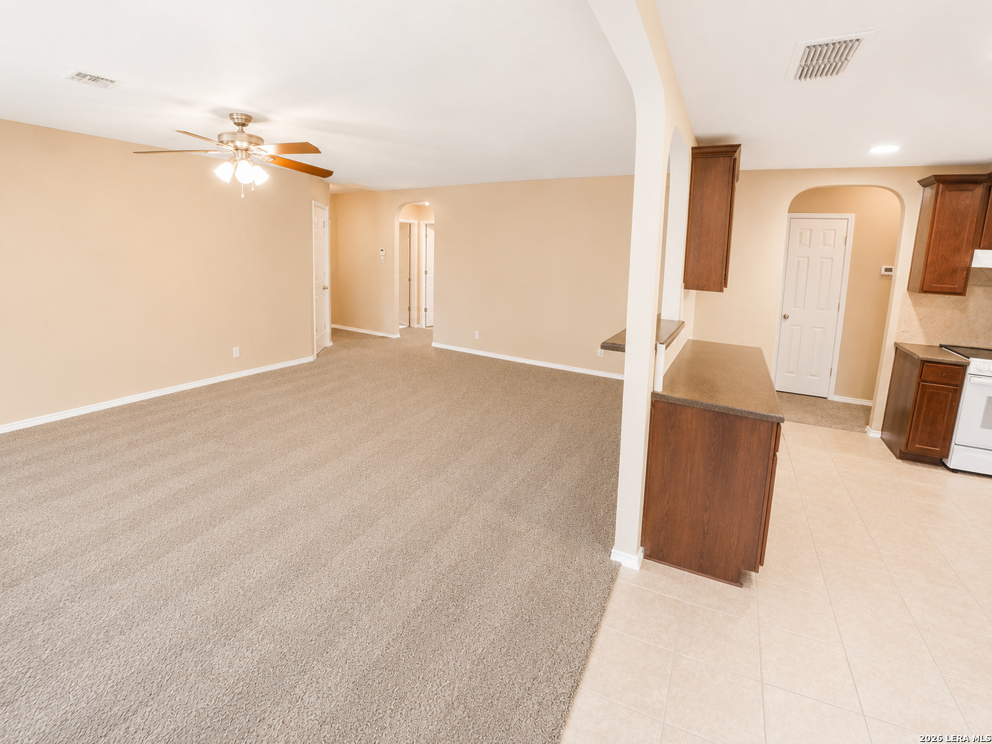 535 Diana Drive Converse TX 78109