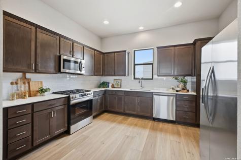 7922 Kennedy Hill San Antonio TX 78235