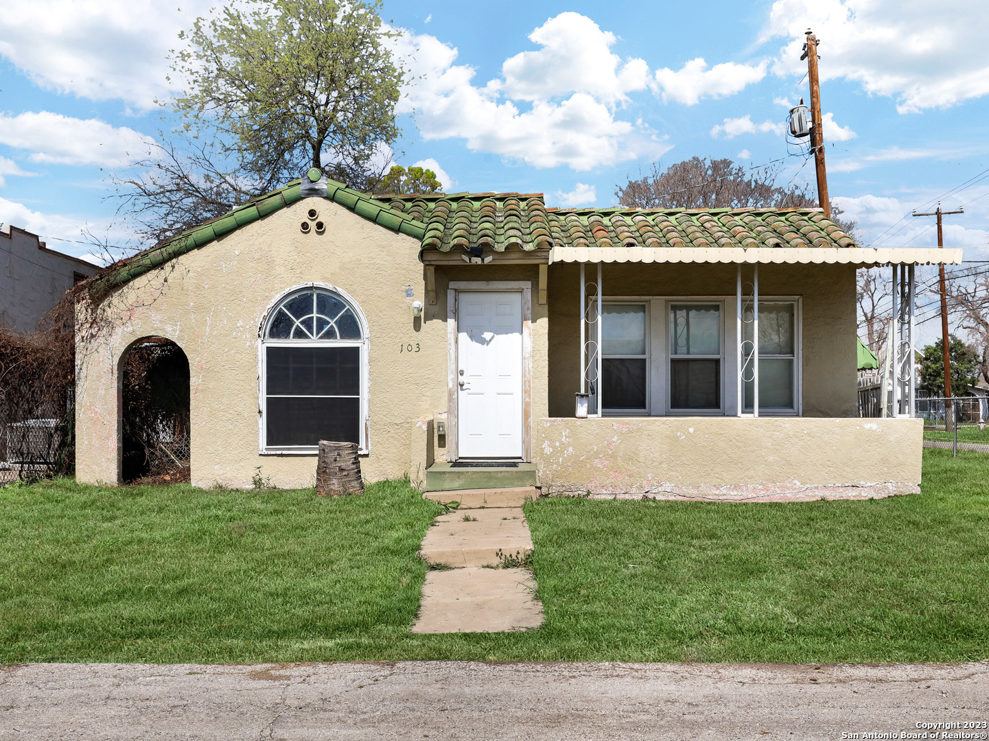 103 Parkmoor Court San Antonio TX 78201