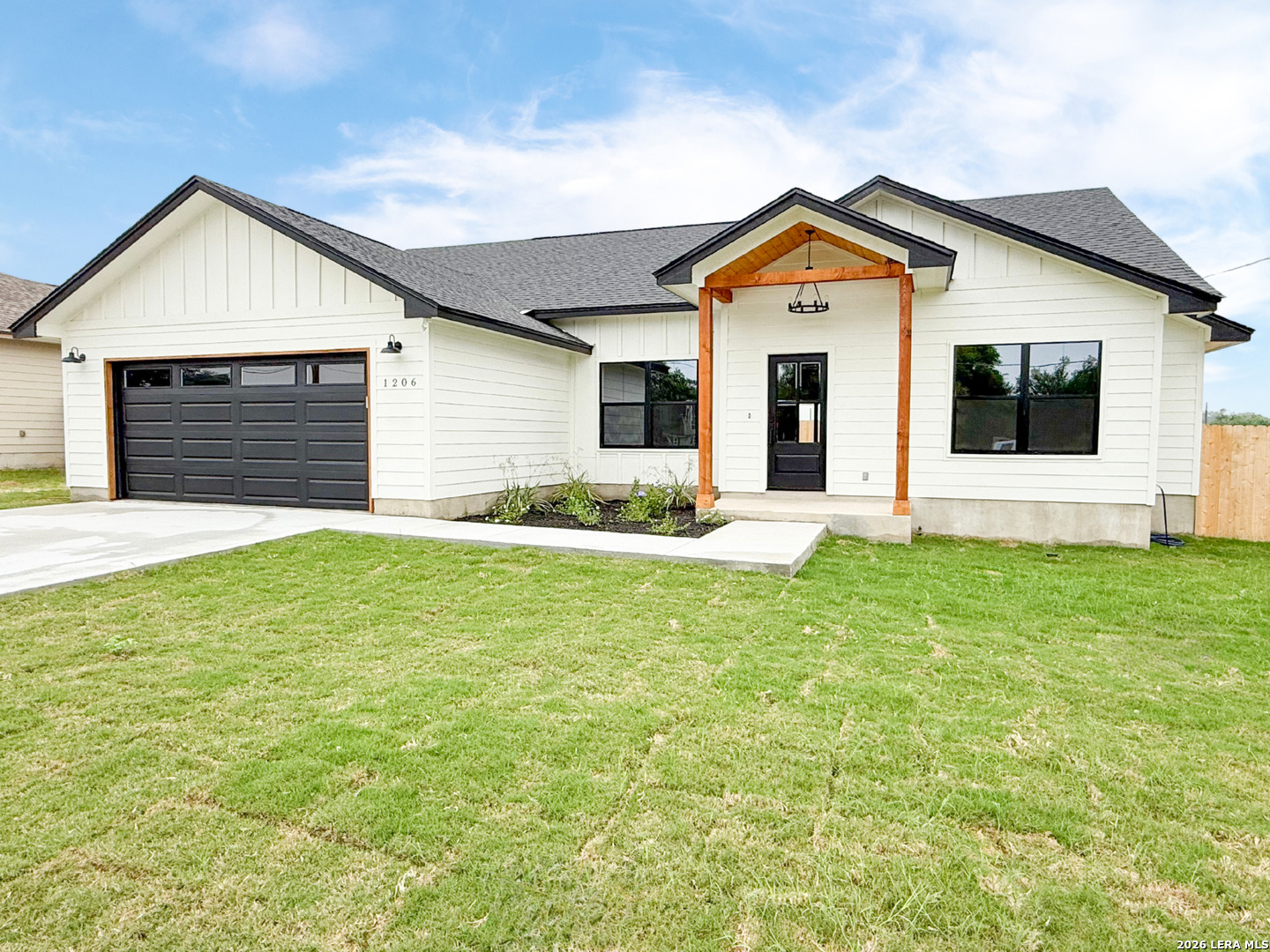 1206 Devine Drive Devine TX 78016