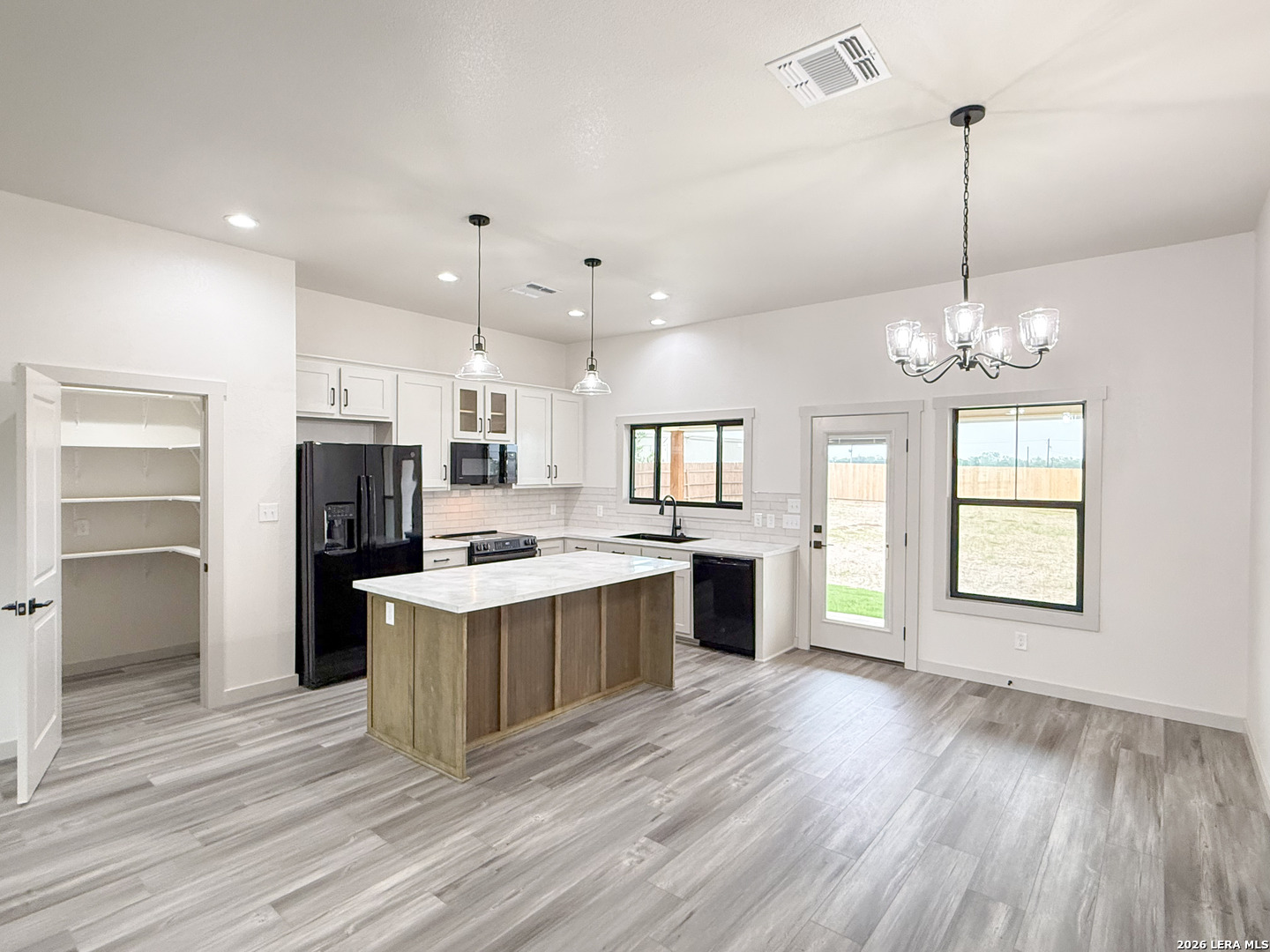 1206 Devine Drive Devine TX 78016