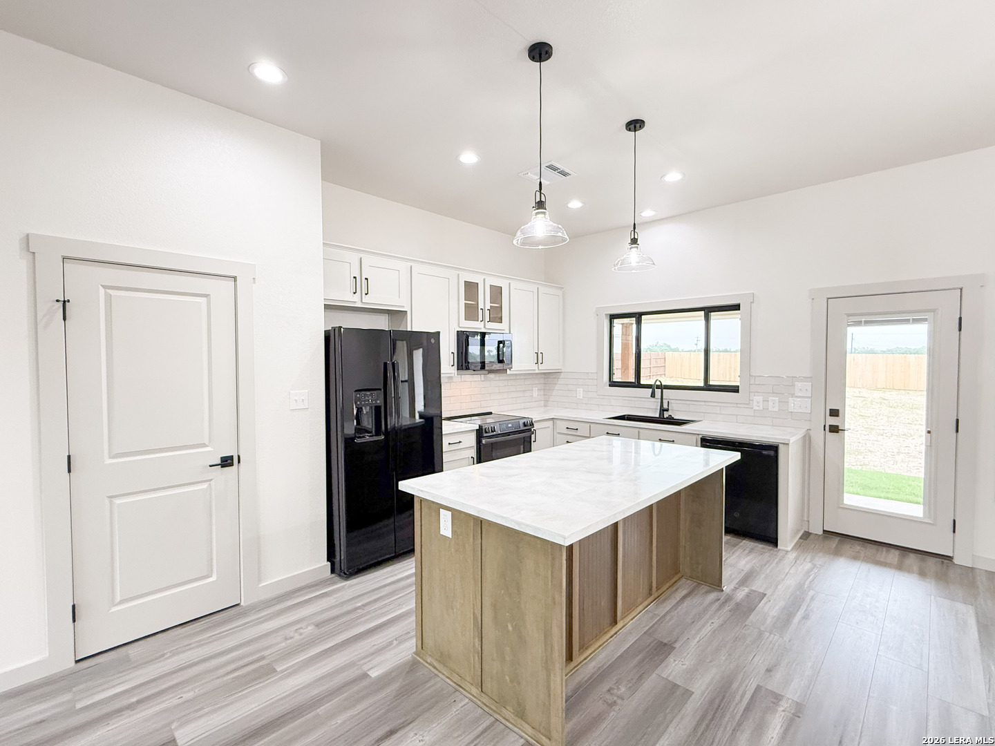 1206 Devine Drive Devine TX 78016