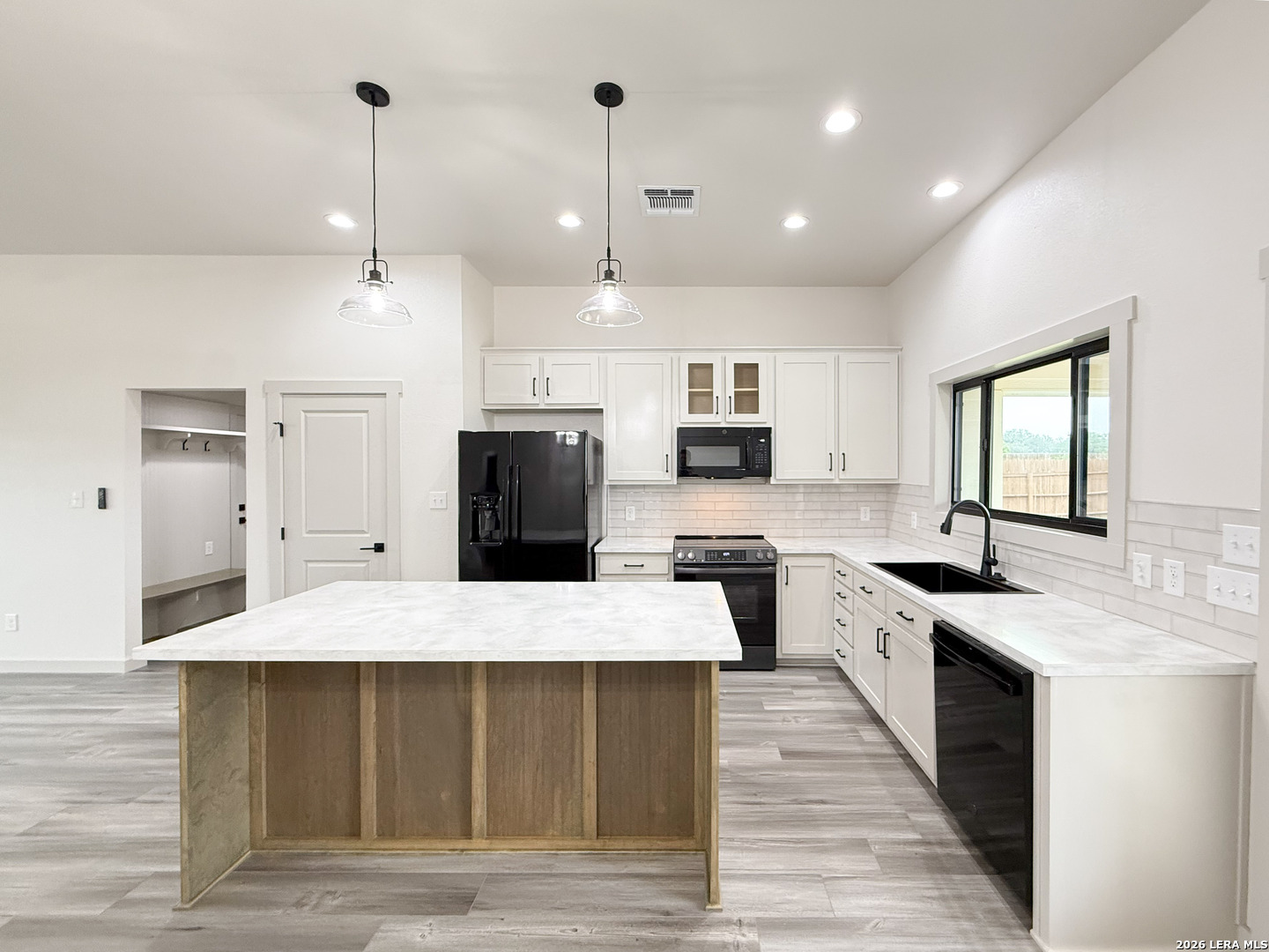 1206 Devine Drive Devine TX 78016