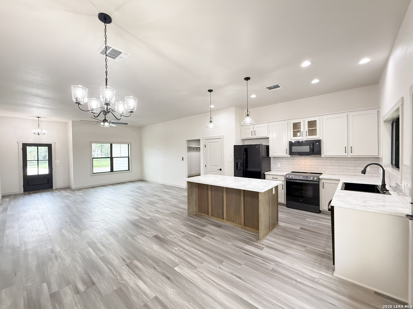 1206 Devine Drive Devine TX 78016