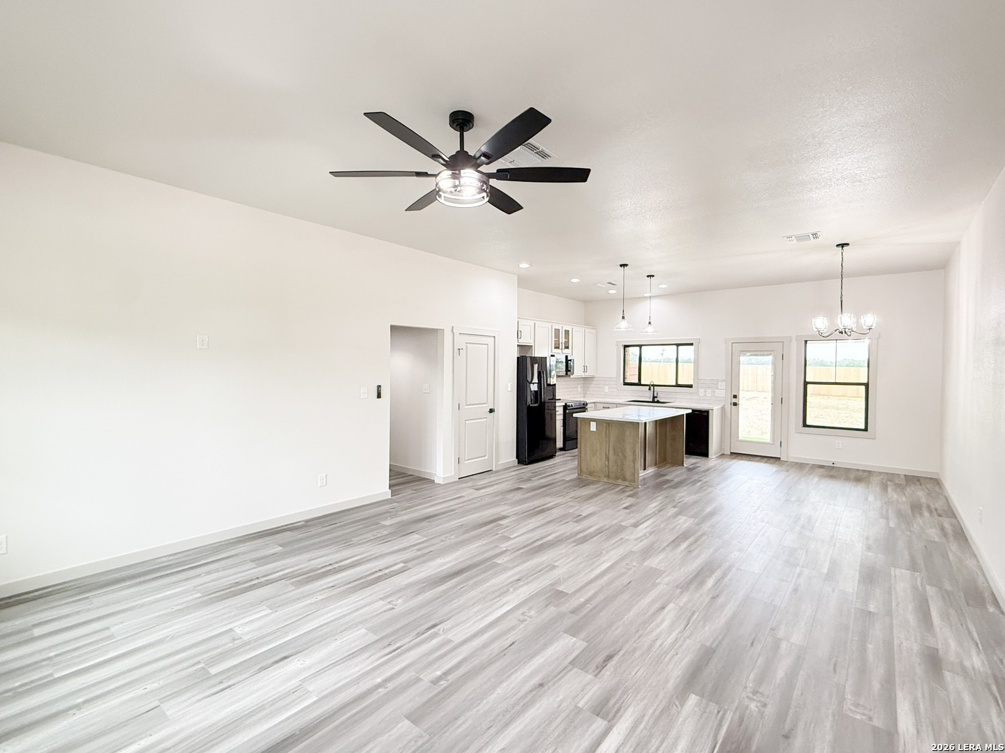 1206 Devine Drive Devine TX 78016