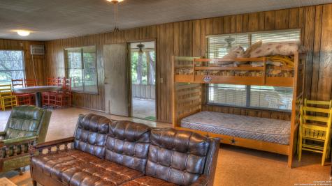 154 Weston Leakey TX 78873