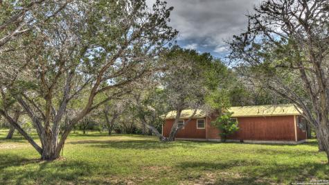 154 Weston Leakey TX 78873
