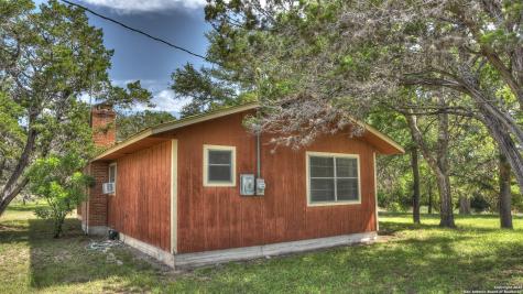 154 Weston Leakey TX 78873