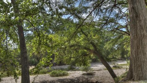 154 Weston Leakey TX 78873