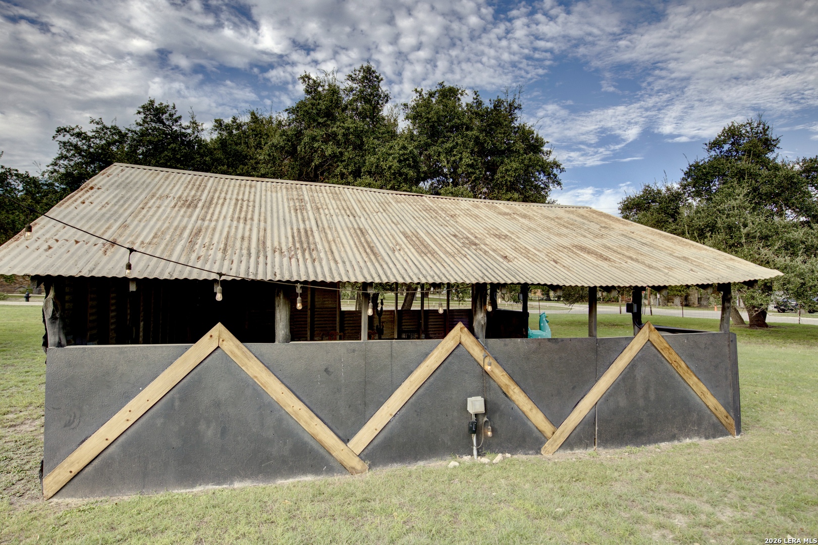 127 N Park Street Harper TX 78631