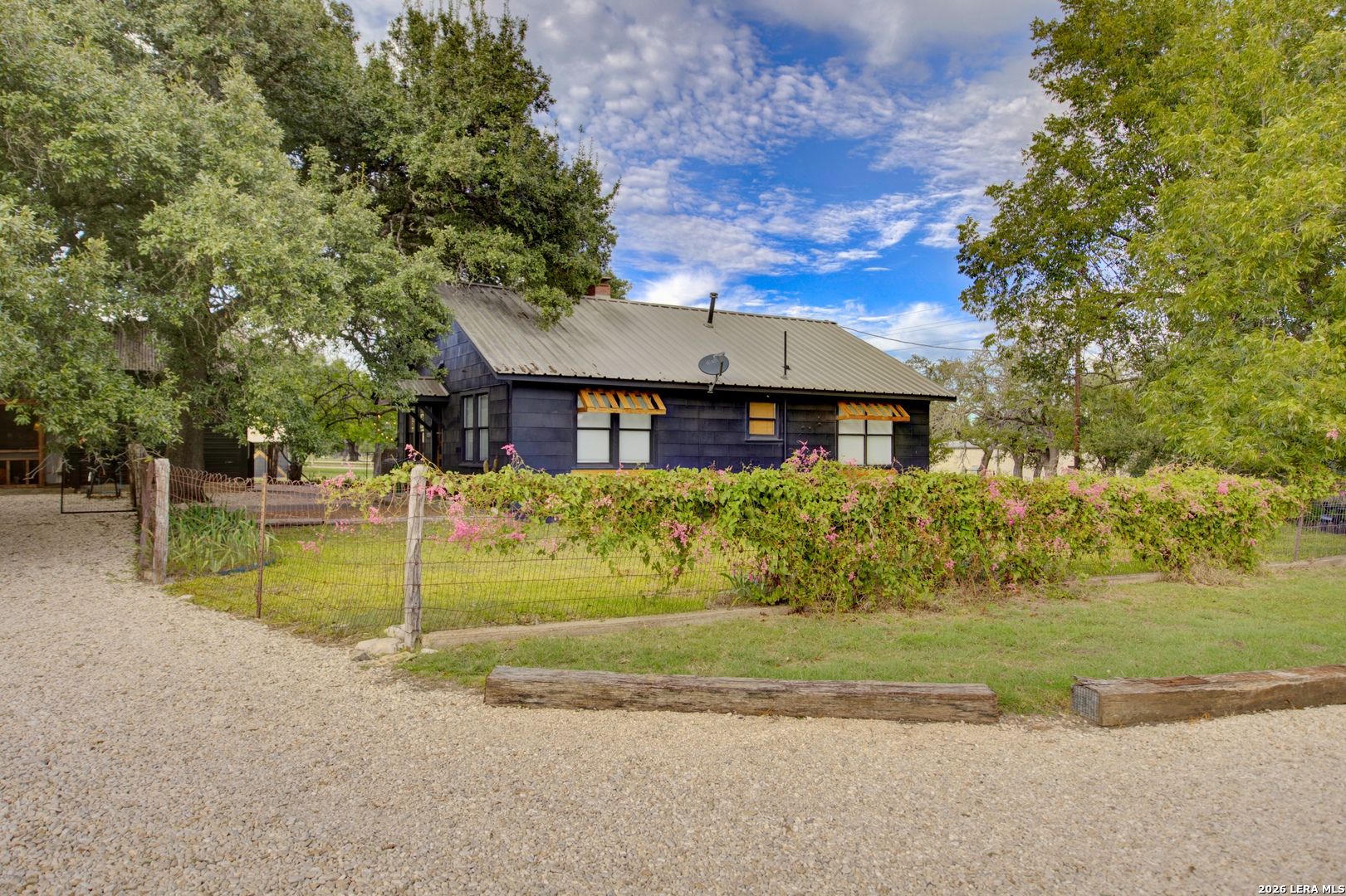 127 N Park Street Harper TX 78631