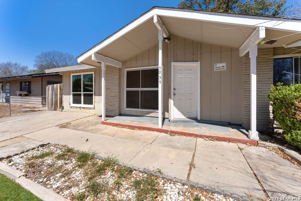 5035 Village Crest San Antonio TX 78218