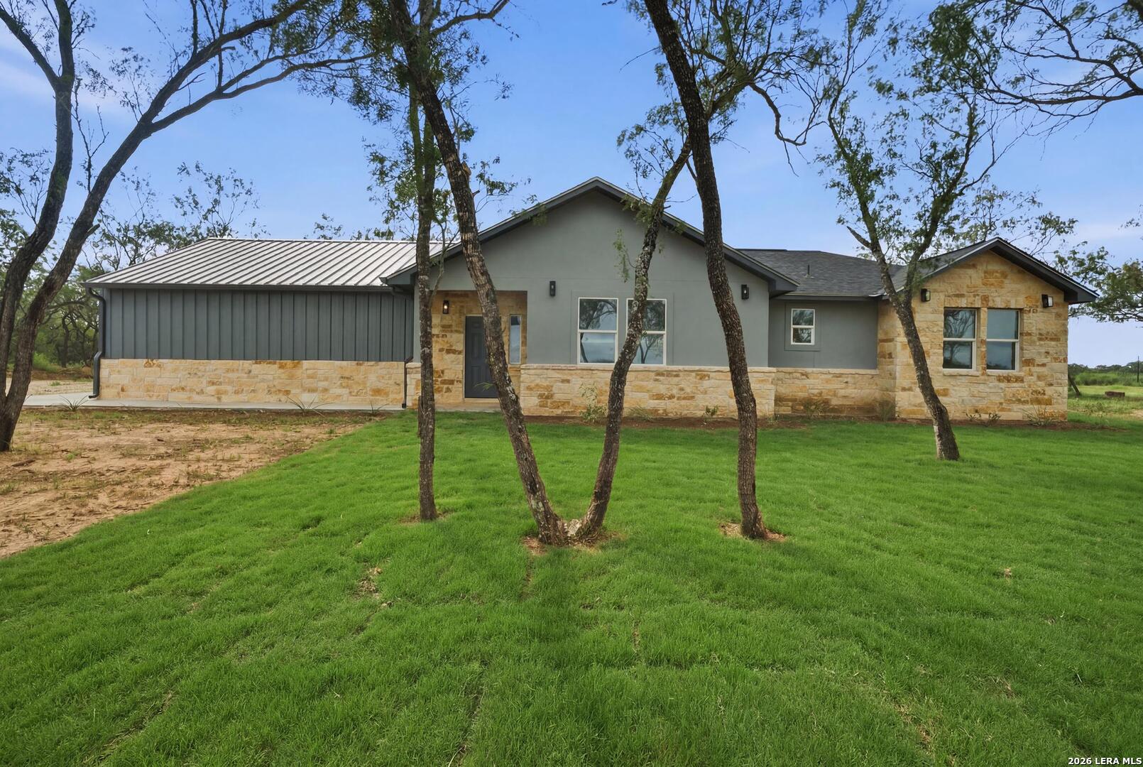 157 Sylashayes Loop Pleasanton TX 78064