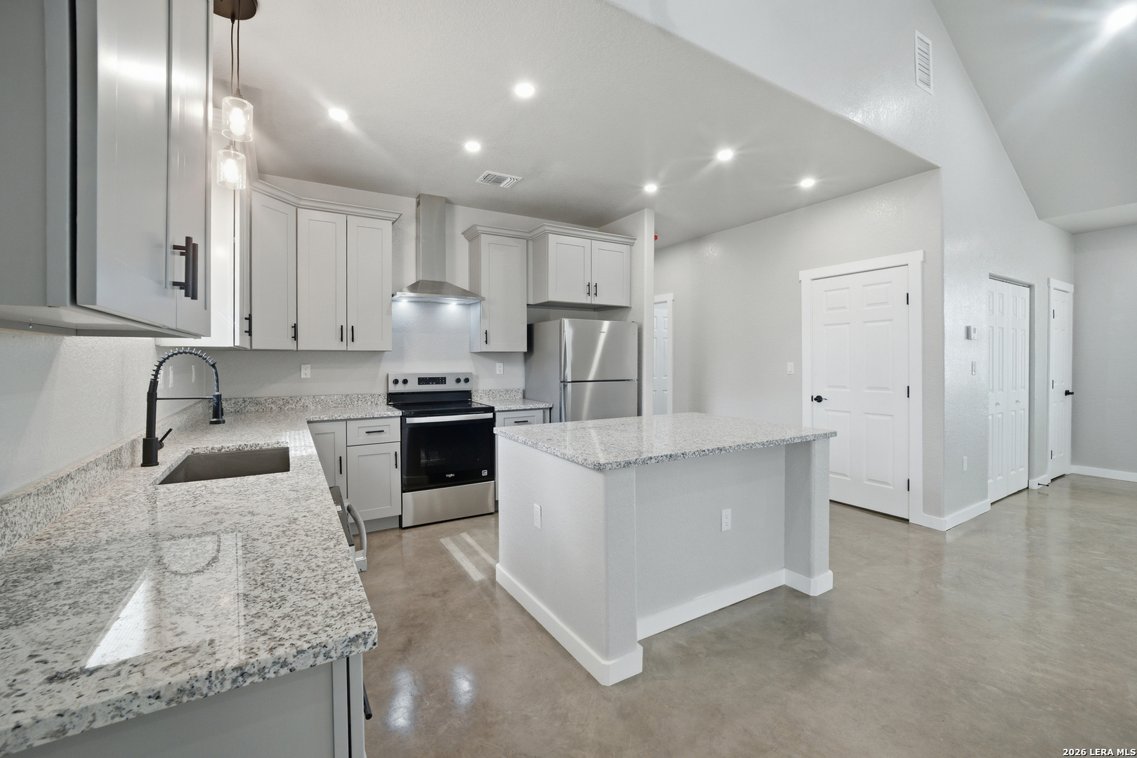157 Sylashayes Loop Pleasanton TX 78064