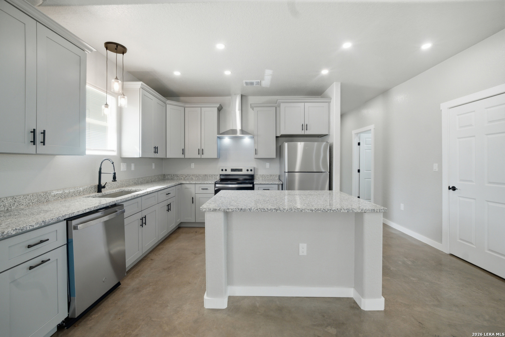 157 Sylashayes Loop Pleasanton TX 78064