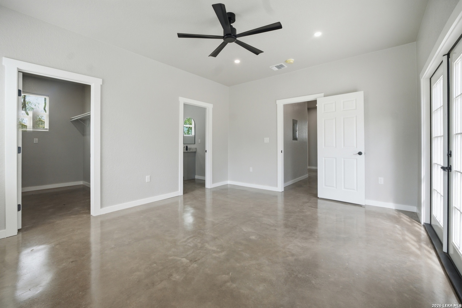 157 Sylashayes Loop Pleasanton TX 78064