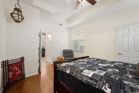 6909 Abbey Falls San Antonio TX 78249
