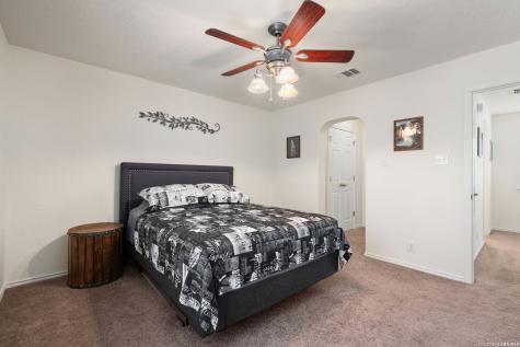 6909 Abbey Falls San Antonio TX 78249