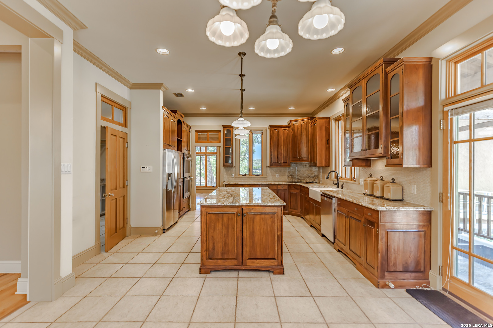 1104-B Lois Street Kerrville TX 78028