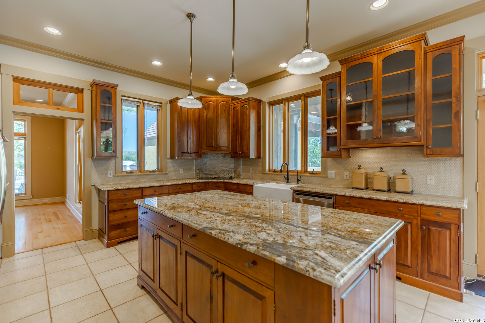 1104-B Lois Street Kerrville TX 78028