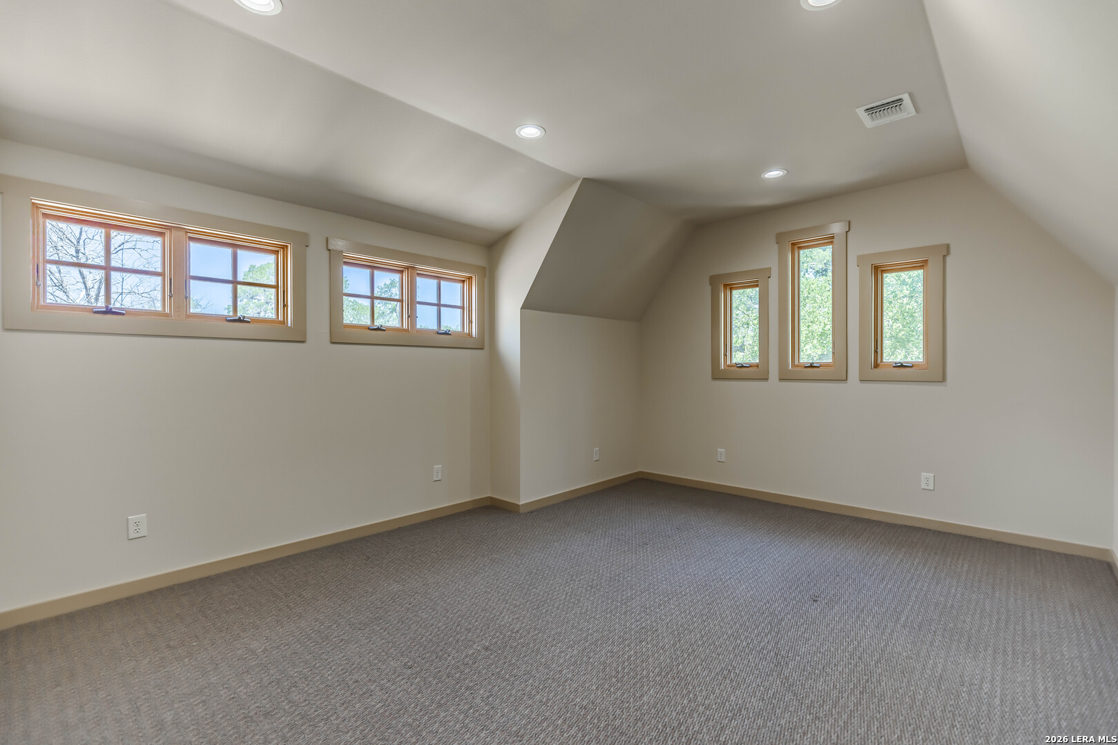 1104-B Lois Street Kerrville TX 78028