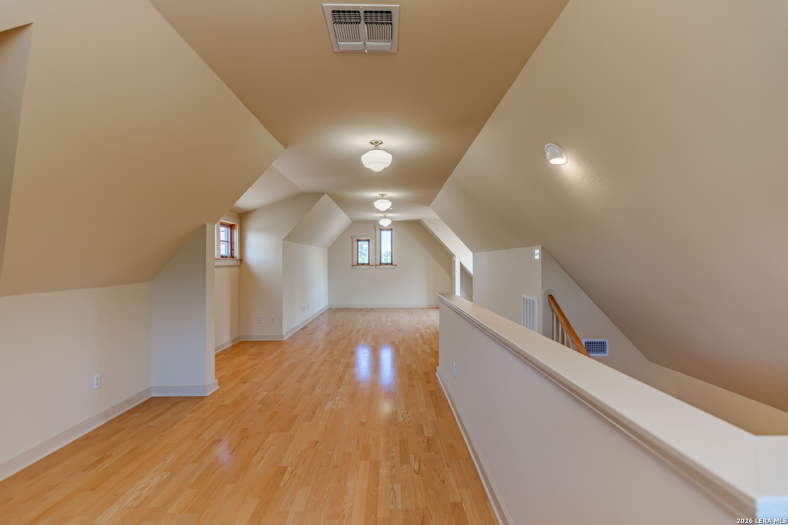 1104-B Lois Street Kerrville TX 78028