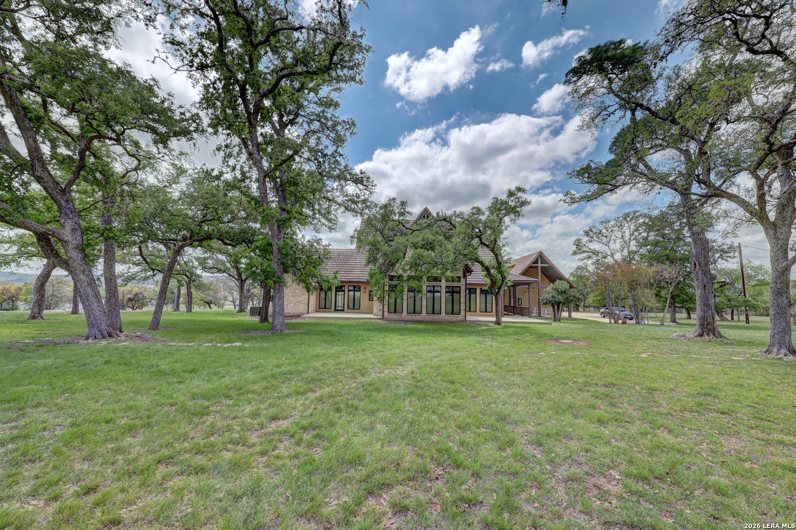 1104-B Lois Street Kerrville TX 78028