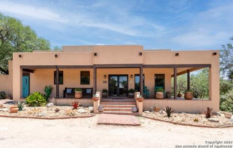 595 Silver Springs Helotes TX 78023