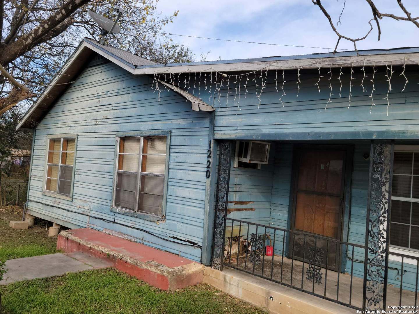 1220 Madrid Street San Antonio TX 78237