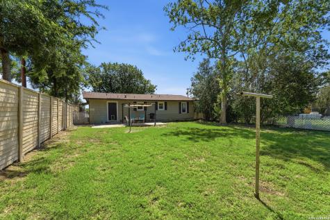 1236 S Academy Avenue New Braunfels TX 78130