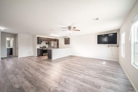 203 Reuben Kemper San Antonio TX 78220