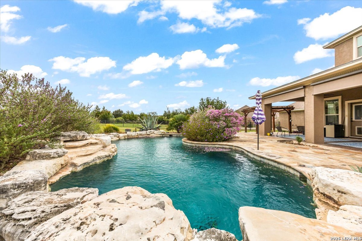 25939 Kalksteine New Braunfels TX 78132