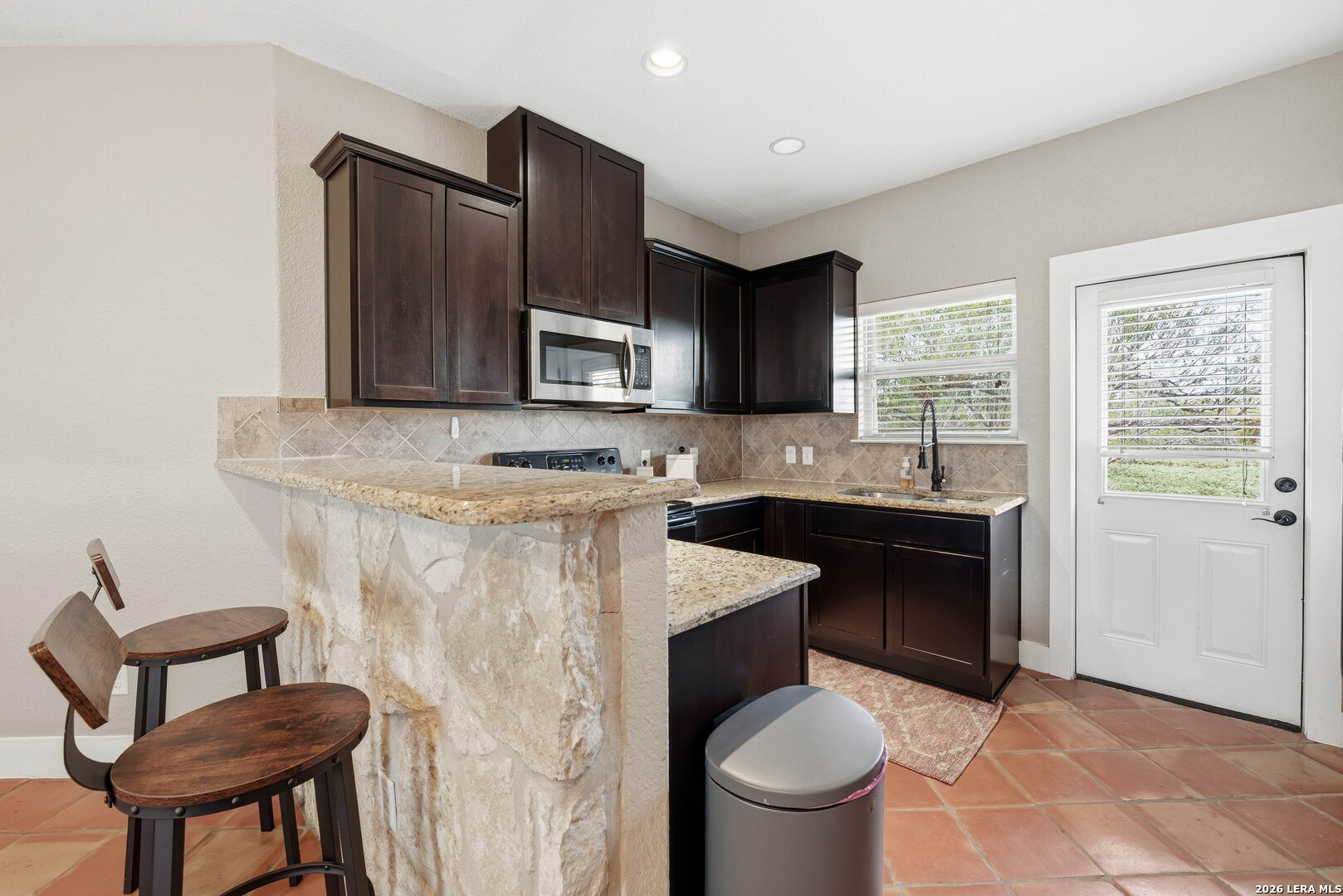 1260 County Road 361 La Vernia TX 78121