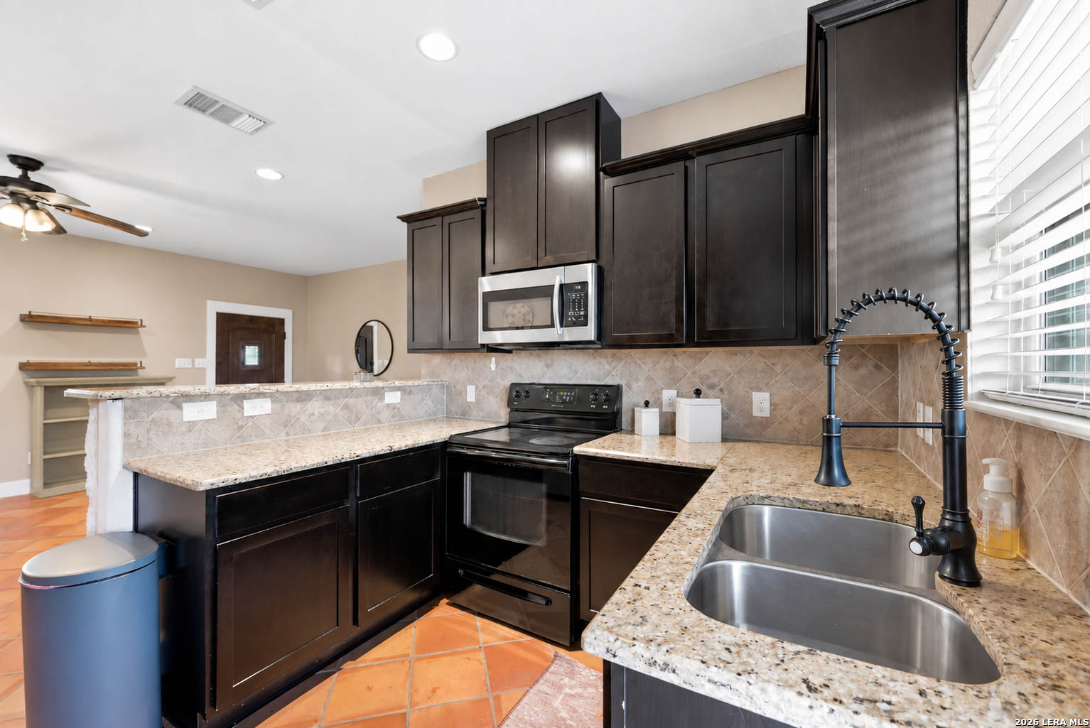 1260 County Road 361 La Vernia TX 78121