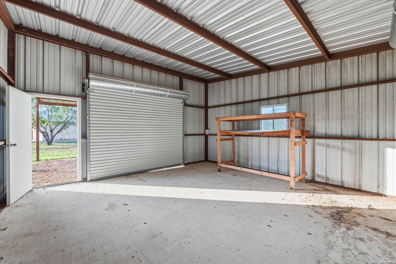 1260 County Road 361 La Vernia TX 78121