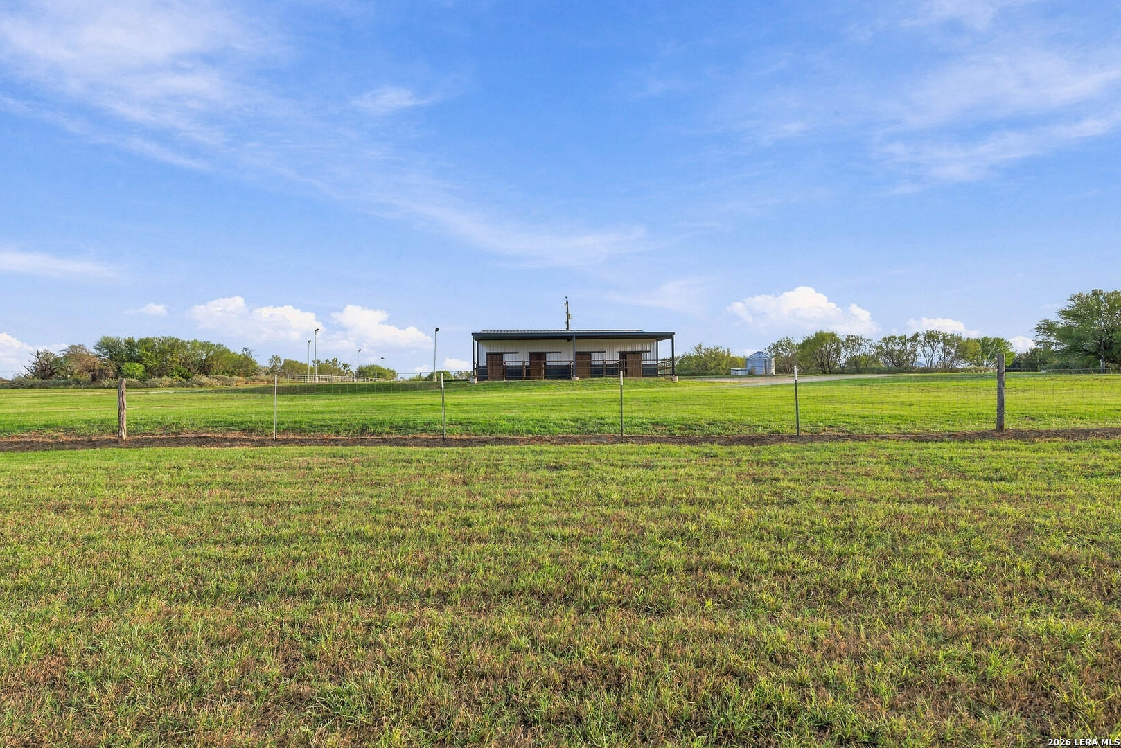 1260 County Road 361 La Vernia TX 78121