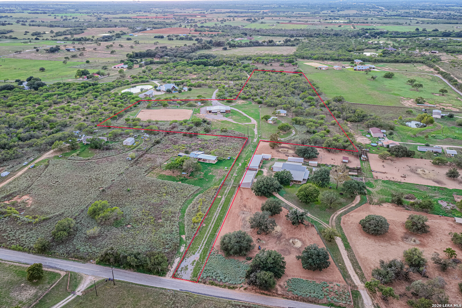 1260 County Road 361 La Vernia TX 78121