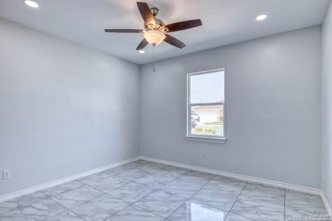 44 Sunday Court Uvalde TX 78801