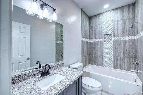 44 Sunday Court Uvalde TX 78801