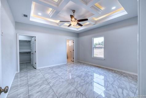 44 Sunday Court Uvalde TX 78801