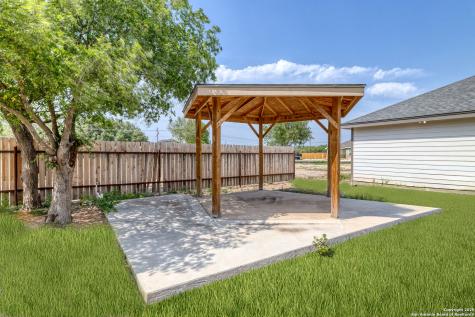44 Sunday Court Uvalde TX 78801