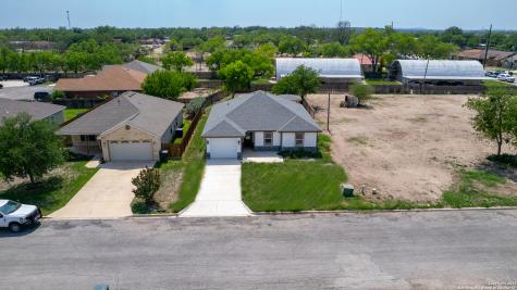 44 Sunday Court Uvalde TX 78801