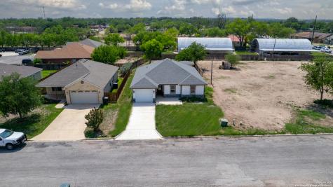 44 Sunday Court Uvalde TX 78801
