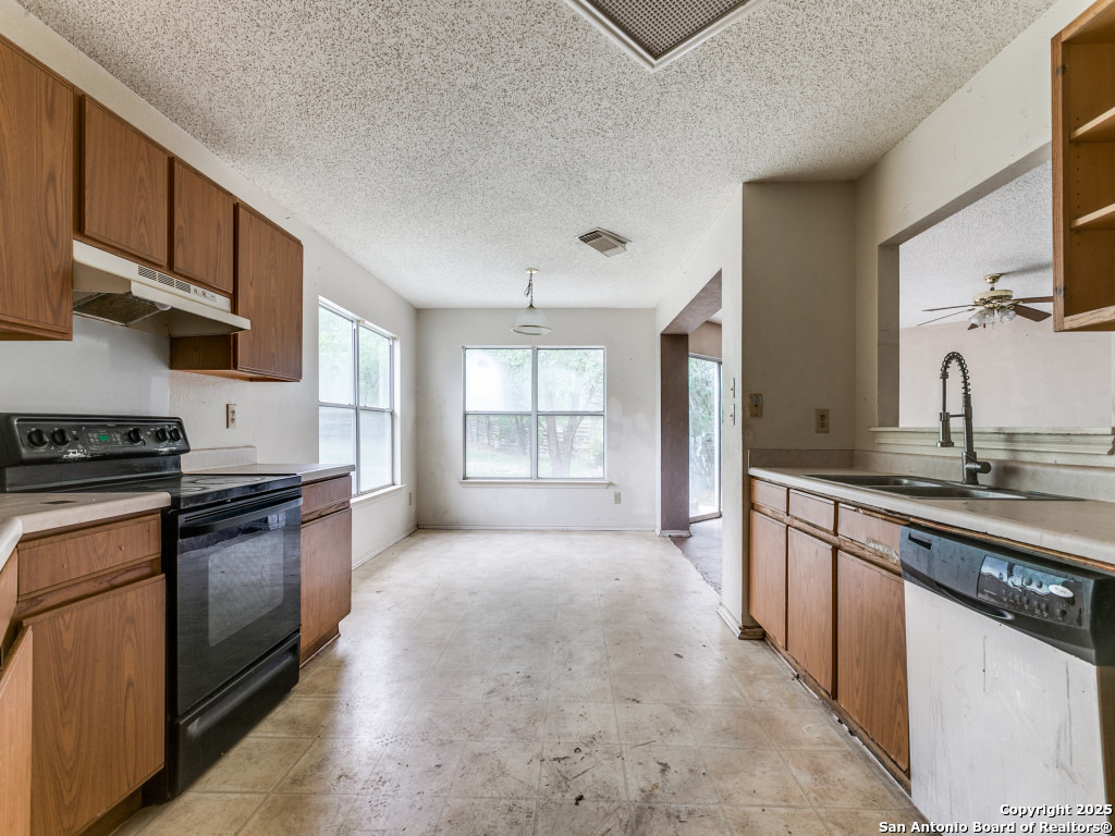 4955 Brianna Place San Antonio TX 78251
