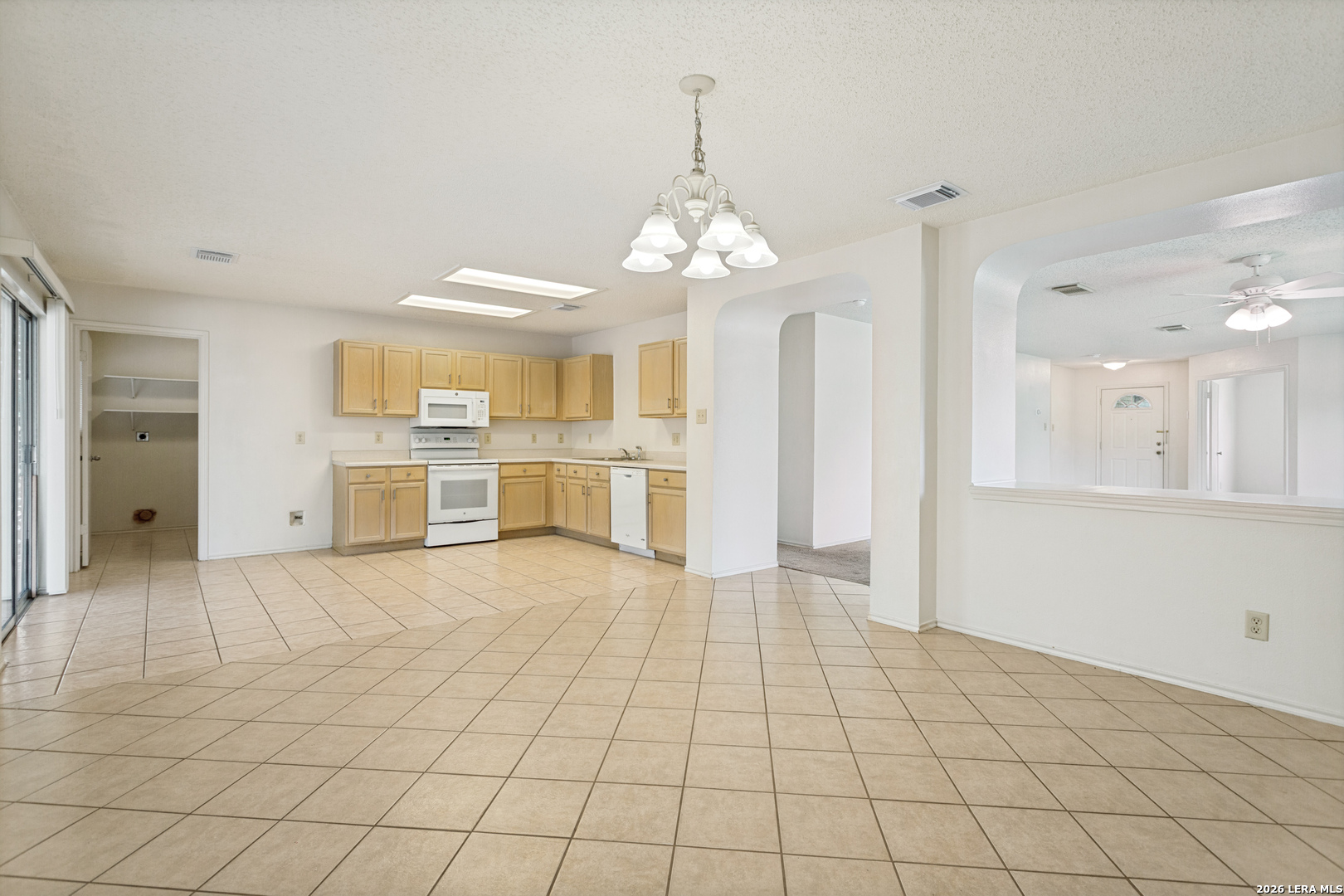 5003 Elk Creek San Antonio TX 78251